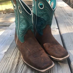 Kids cowboy boots